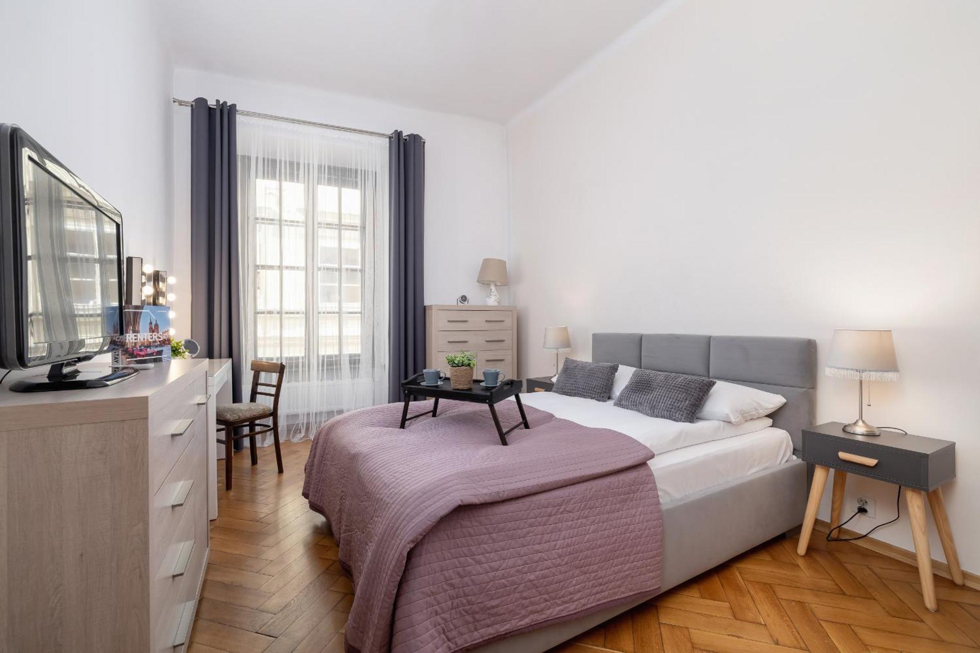 Spacious, 2 Bedrooms Cracow Centre By Renters Krasków